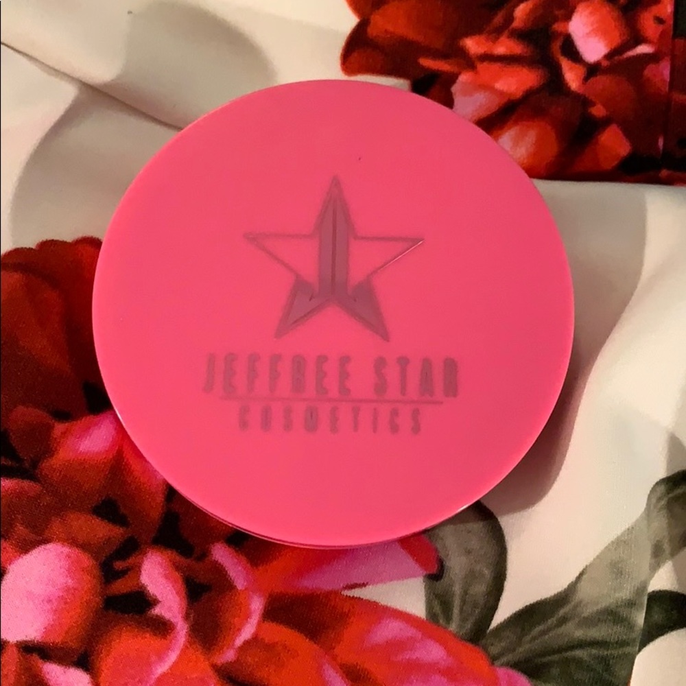 Jeffree Star Cosmetics Skin Frost ✨ deep freeze